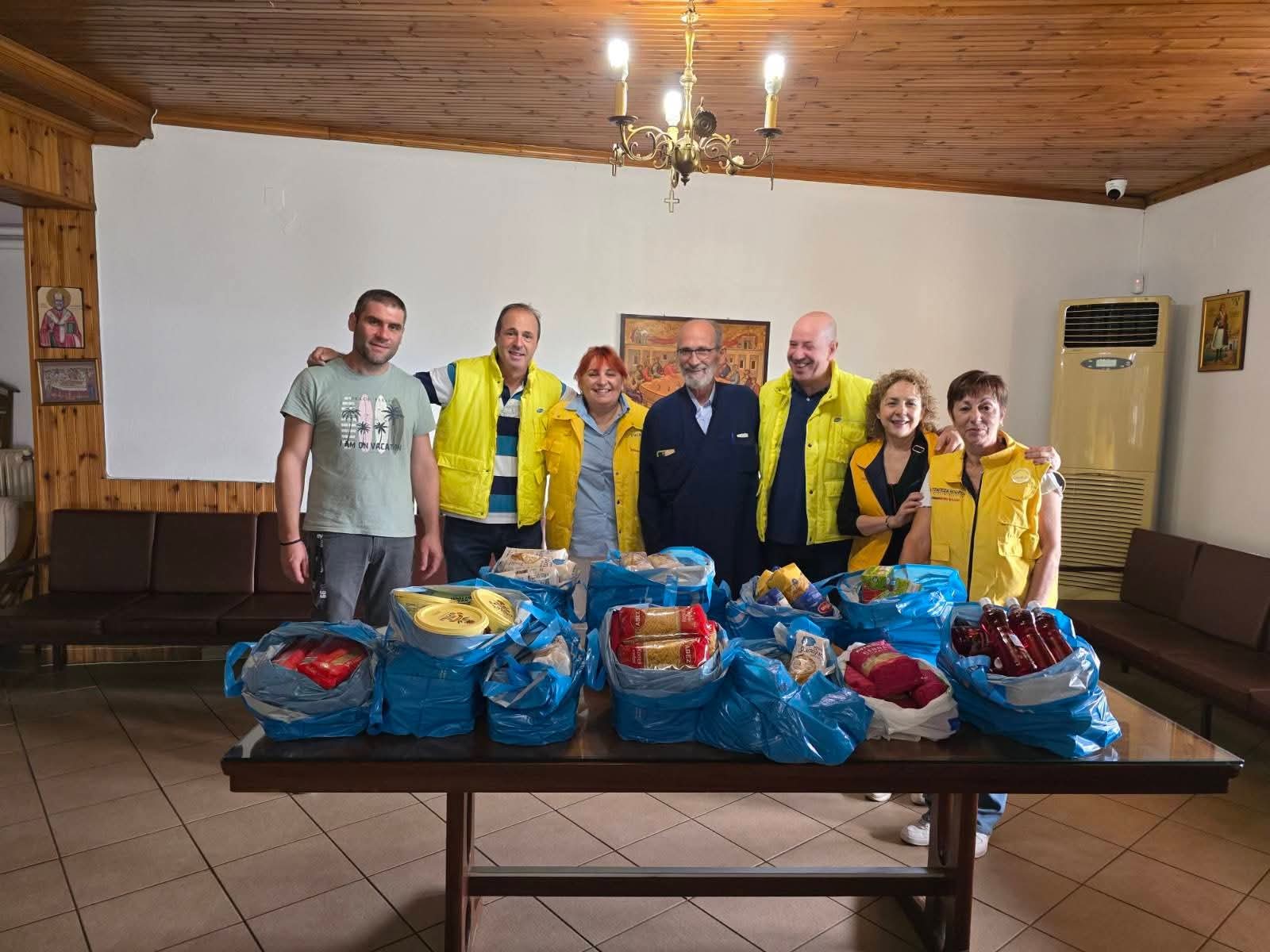 Σε τρόφιμα για τα συσσίτια του Αγ. Νικολάου Κοπάνων, μετατράπηκαν τα κουπόνια της ανταποδοτικής ανακύκλωσης!